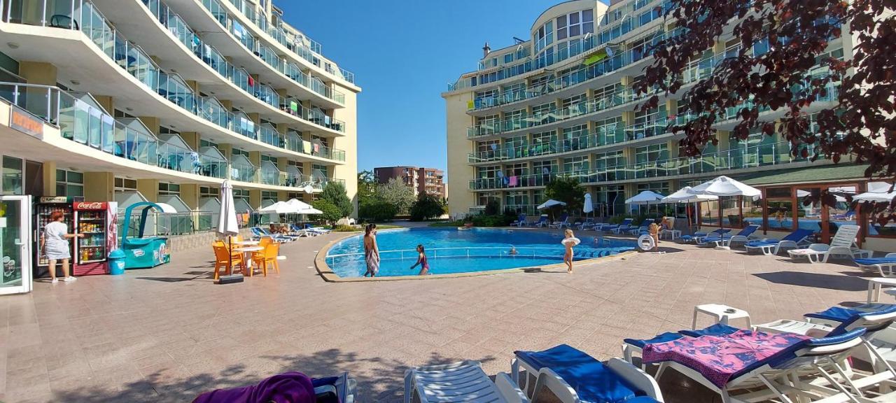 Julia Family Apartments Sunny Beach Exterior photo