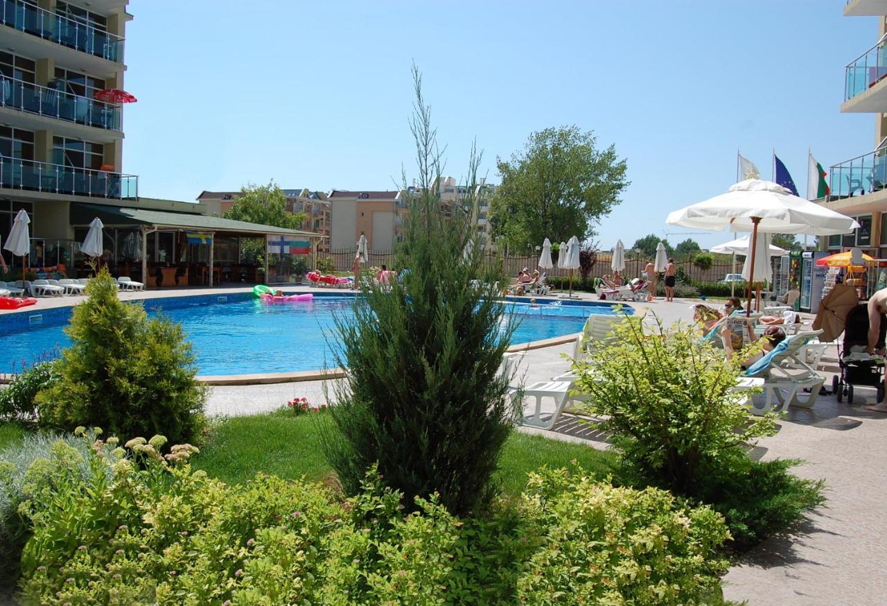 Julia Family Apartments Sunny Beach Exterior photo